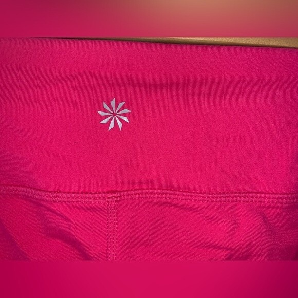 Athleta Bright Pink Mid-Rise Capri Length Leggings Size S - Picture 3 of 10